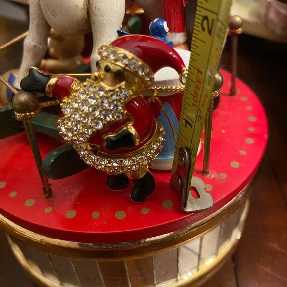 Swarovski Santa Claus brooch - Picture 5 of 5